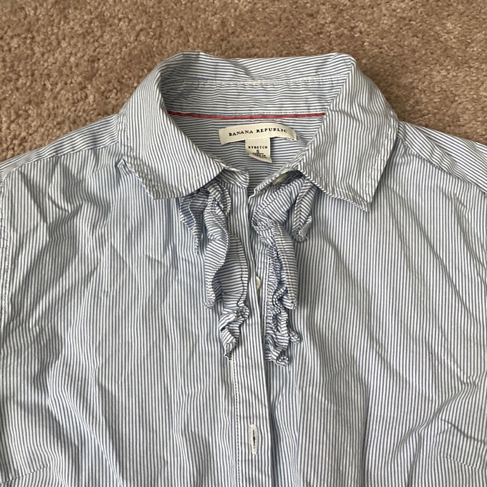 Banana republic button down size small